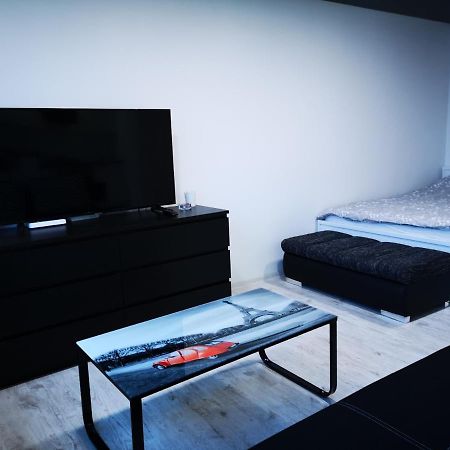 Black & White Studio Anykščiai Εξωτερικό φωτογραφία